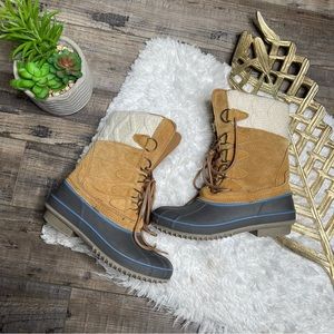 Khombu Cozy Winter Duck Lace Boots